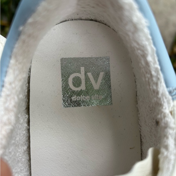 Dolce Vita Retro Harmony Velcro sneakers, size 6 - Picture 11 of 11